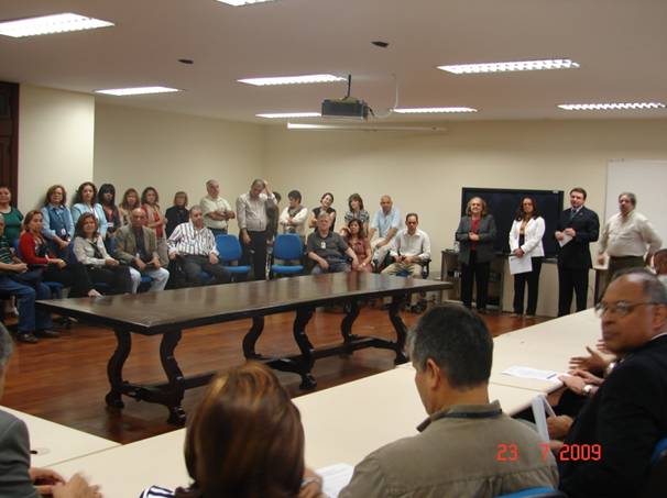C:\Users\Jornalismo\Pictures\ENTREGA DO MANIFESTO-ATO EM DEFESA À RFB 23-7-09\DSC00416.JPG