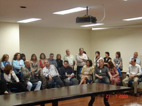 C:\Users\Jornalismo\Pictures\ENTREGA DO MANIFESTO-ATO EM DEFESA À RFB 23-7-09\DSC00407.JPG